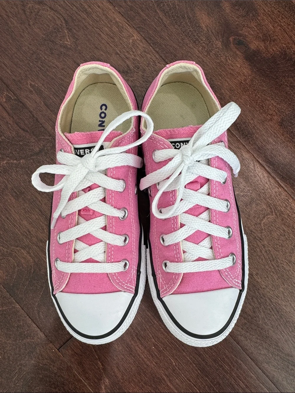 Converse girls pink
